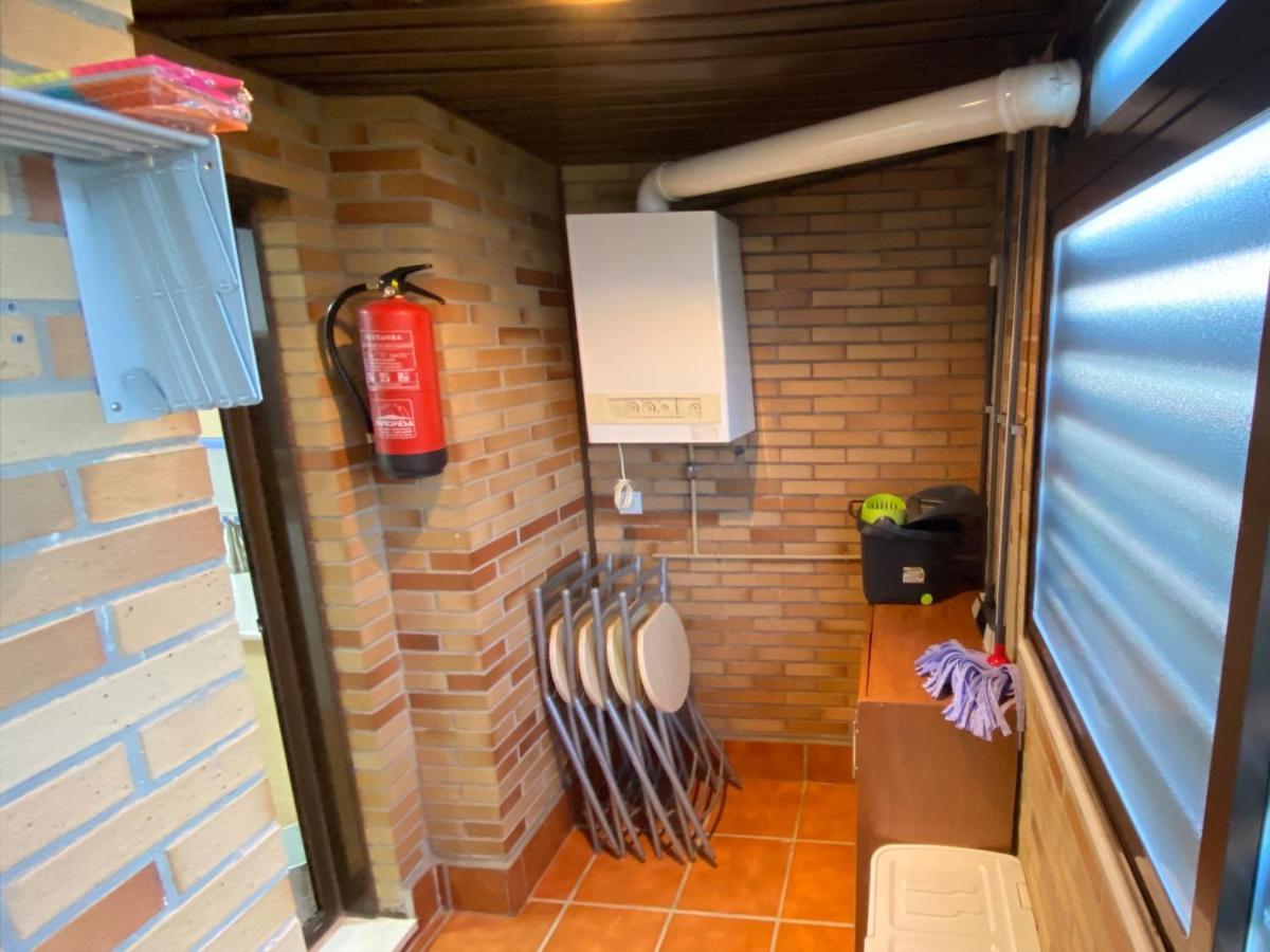 Aires De Toledo-Parque Warner Y Madrid En Familia Apartment Luaran gambar