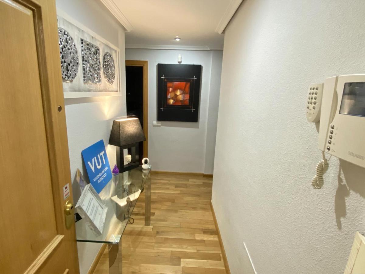 Aires De Toledo-Parque Warner Y Madrid En Familia Apartment Luaran gambar