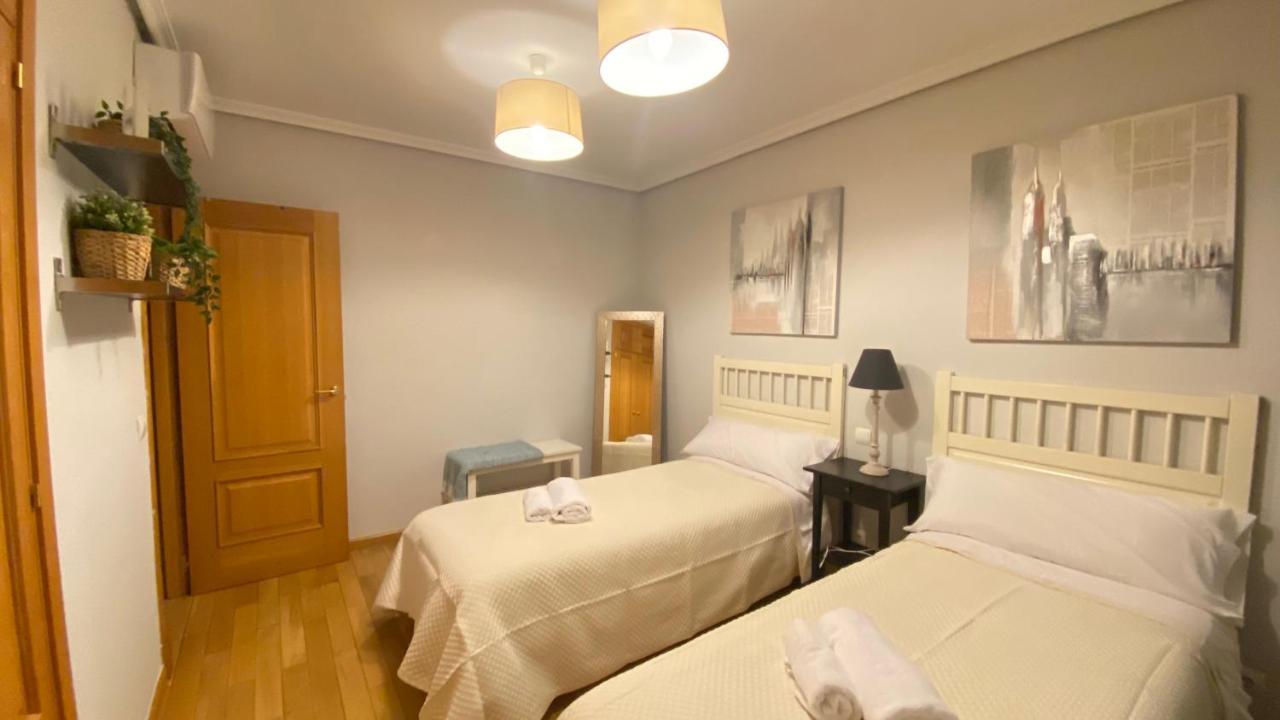 Aires De Toledo-Parque Warner Y Madrid En Familia Apartment Luaran gambar
